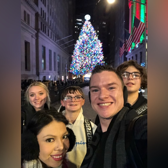 Meet the Posher, Gene - Picture 6 of 16